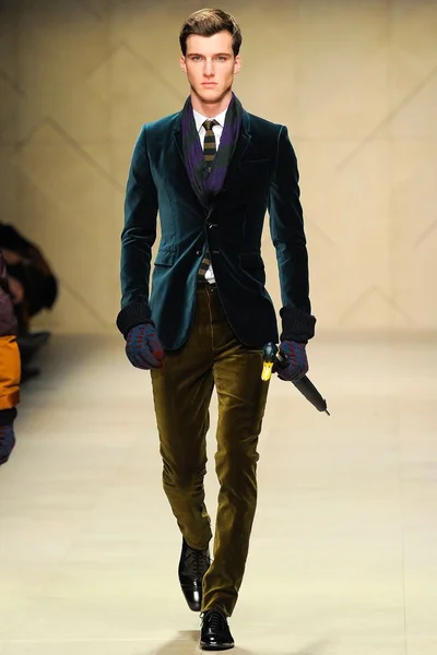 Look 44